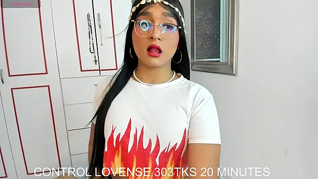 Snapshot of Karla_Dior7 chatting on October 4, 6:20 pm Karla Dior7 online show from October 4, 6:20 pm