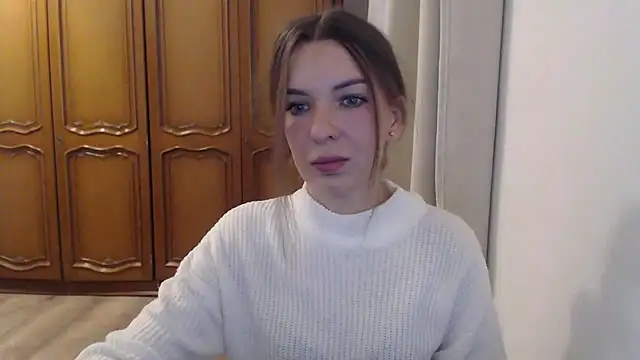 aurora lust online show from November 13, 6:39 am