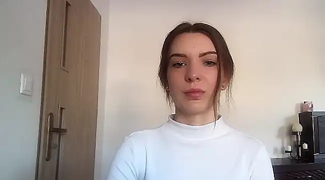 Snapshot of aurora_lust chatting on March 18, 7:44 am aurora lust online show from March 18, 7:44 am