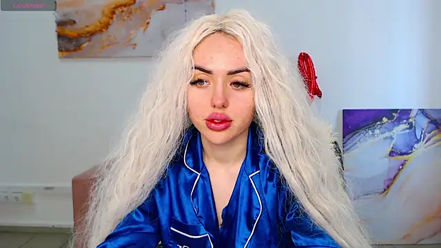 Snapshot of MissisCaty chatting on March 22, 6:43 am MissisCaty online show from March 22, 6:43 am