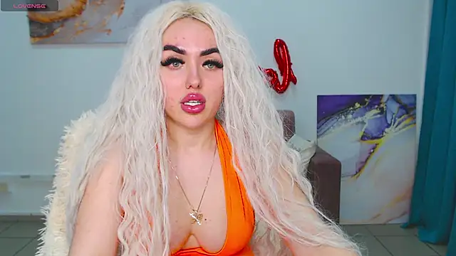 Snapshot of MissisCaty chatting on March 14, 6:50 pm MissisCaty online show from March 14, 6:50 pm