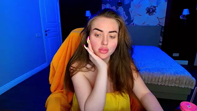Snapshot of MissisCaty chatting on July 11, 8:53 pm MissisCaty online show from July 11, 8:53 pm