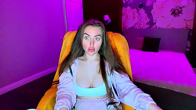 MissisCaty online show from March 31, 7:16 pm