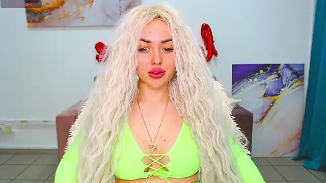 Snapshot of MissisCaty chatting on March 13, 12:56 pm MissisCaty online show from March 13, 12:56 pm