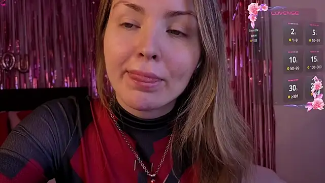 Lora Rosee online show from March 30, 2:29 pm