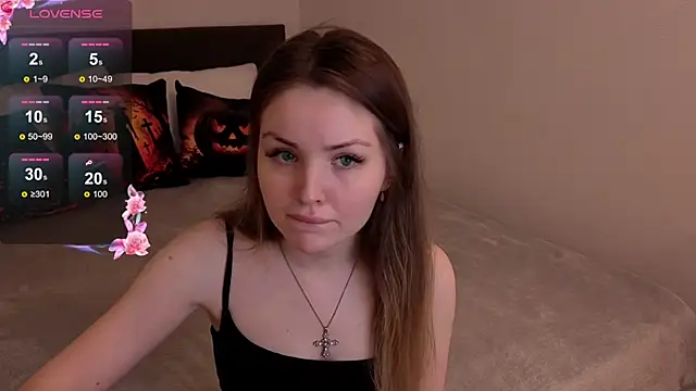 Lora Rosee online show from November 27, 2:06 pm