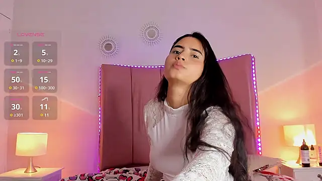  Emma whiitee  online show from March 13, 4:01 pm