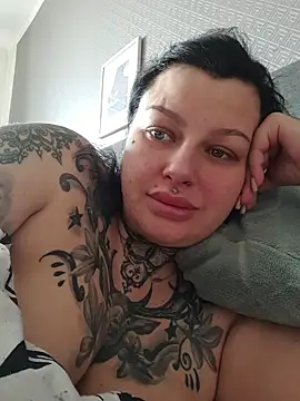 CannabisQueenn online show from March 19, 9:09 am