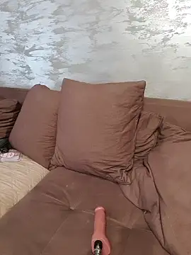 CannabisQueenn online show from February 25, 7:52 am