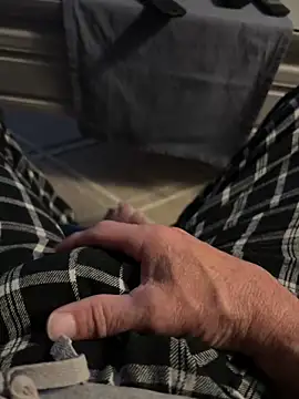 Avignon1963 online show from April 15, 3:23 am