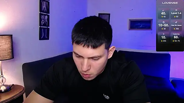 JamesCr  online show from January 10, 12:06 am