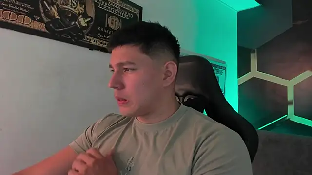 JamesCr  online show from September 10, 2:54 am