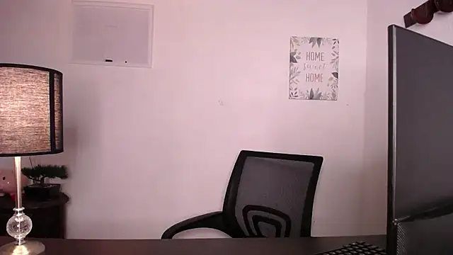 JamesCr  online show from October 4, 3:30 am