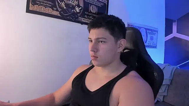 JamesCr  online show from September 25, 3:01 am