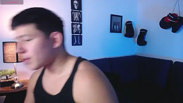 JamesCr  online show from February 26, 11:49 pm