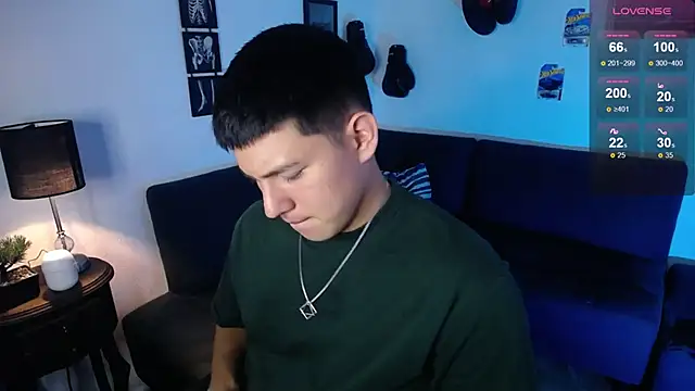 JamesCr  online show from April 16, 1:12 pm