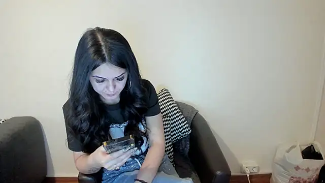 NicoleKatee online show from February 3, 1:49 pm