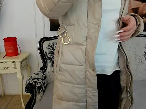 Snapshot of NicoleKatee chatting on February 20, 6:06 am NicoleKatee online show from February 20, 6:06 am