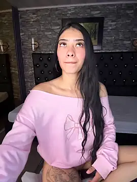 Snapshot of TayylorSexx chatting on April 30, 3:35 am TayylorSexx online show from April 30, 3:35 am