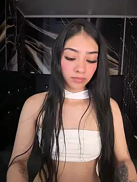 Snapshot of TayylorSexx chatting on May 14, 1:02 am TayylorSexx online show from May 14, 1:02 am