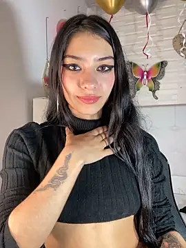 Snapshot of TayylorSexx chatting on February 19, 10:45 am TayylorSexx online show from February 19, 10:45 am