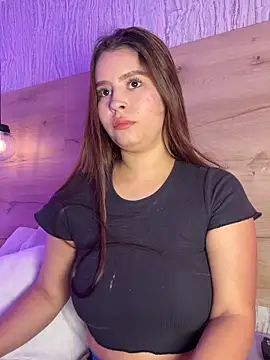 bella lovers  online show from November 15, 3:10 am