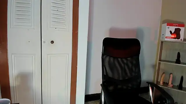 Snapshot of Violetta_0 chatting on September 27, 12:55 pm Violetta 0 online show from September 27, 12:55 pm