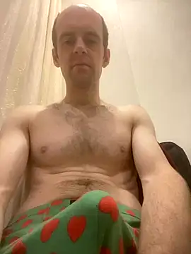 LynnAhNight online show from October 7, 3:18 am