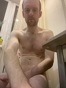 LynnAhNight online show from March 3, 3:24 am