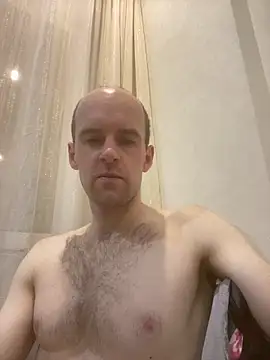 LynnAhNight online show from November 13, 2:59 am