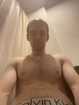 LynnAhNight online show from October 16, 3:26 am