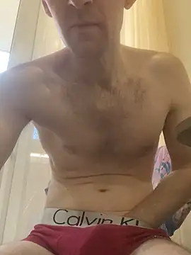 LynnAhNight online show from April 11, 5:26 am