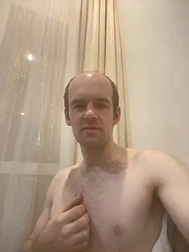 LynnAhNight online show from October 27, 3:29 am