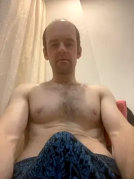 LynnAhNight online show from October 23, 3:27 am