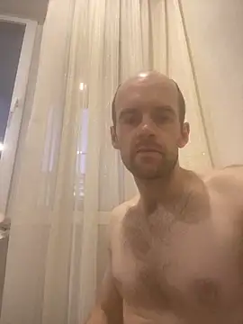 LynnAhNight online show from September 13, 2:55 am
