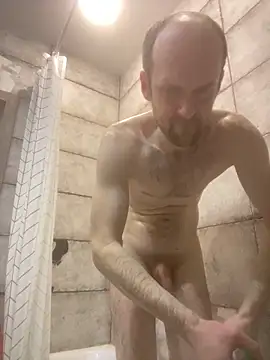 LynnAhNight online show from March 10, 3:43 am