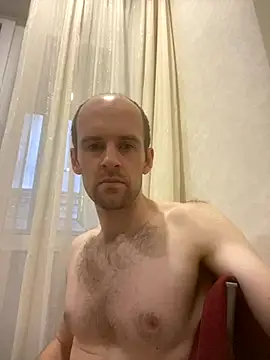 LynnAhNight online show from September 19, 3:10 am
