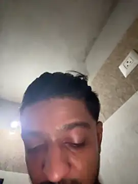 Snapshot of Chintu2408 chatting on March 28, 5:47 pm Chintu2408 online show from March 28, 5:47 pm