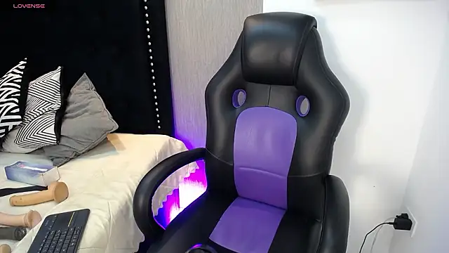 GochitaWild online show from March 29, 1:24 pm