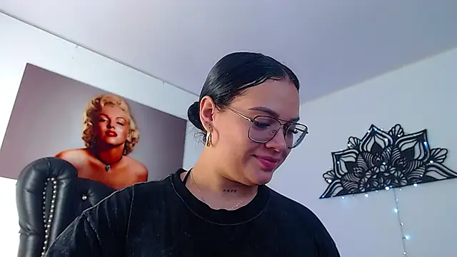Taliana36 online show from February 21, 1:11 pm