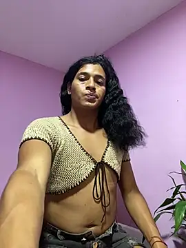Snapshot of alexiaross96 chatting on June 10, 7:59 pm alexiaross96 online show from June 10, 7:59 pm
