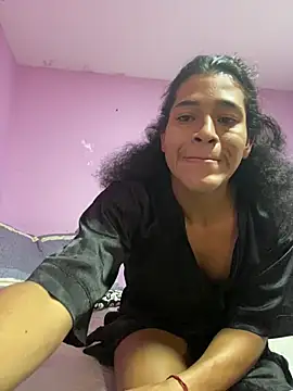 Snapshot of alexiaross96 chatting on June 19, 5:52 pm alexiaross96 online show from June 19, 5:52 pm