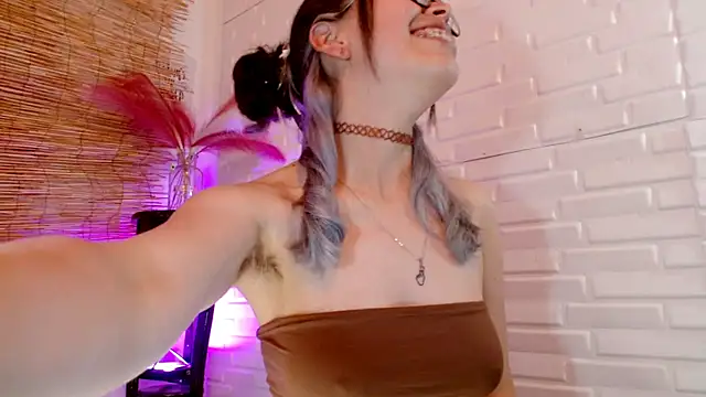 Snapshot of Luna_7_777 chatting on November 11, 5:13 am Luna 7 777 online show from November 11, 5:13 am