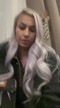 KarlaBart online show from December 18, 7:50 pm