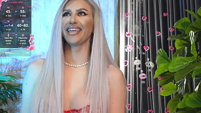 Snapshot of KarlaBart chatting on November 15, 8:13 pm KarlaBart online show from November 15, 8:13 pm