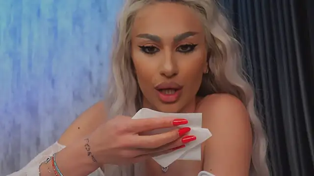 KarlaBart online show from January 11, 7:32 pm