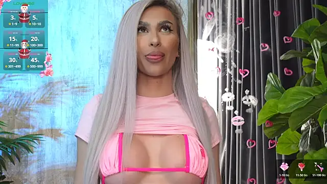 Snapshot of KarlaBart chatting on December 2, 8:43 pm KarlaBart online show from December 2, 8:43 pm