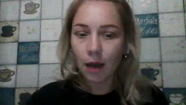 Snapshot of Anna_wey chatting on July 7, 7:06 pm Anna wey online show from July 7, 7:06 pm