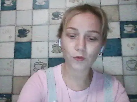 Snapshot of Anna_wey chatting on July 11, 7:14 pm Anna wey online show from July 11, 7:14 pm