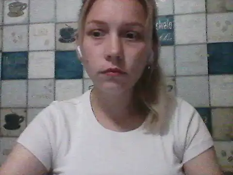 Snapshot of Anna_wey chatting on July 18, 7:22 pm Anna wey online show from July 18, 7:22 pm